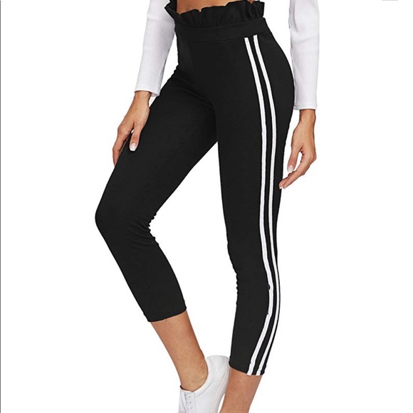 Ruffle Leggings - Picture 1 of 4